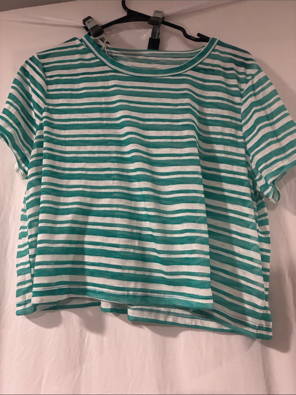 Aeropostale Women's Cropped Stripe Tee - Teal & White
